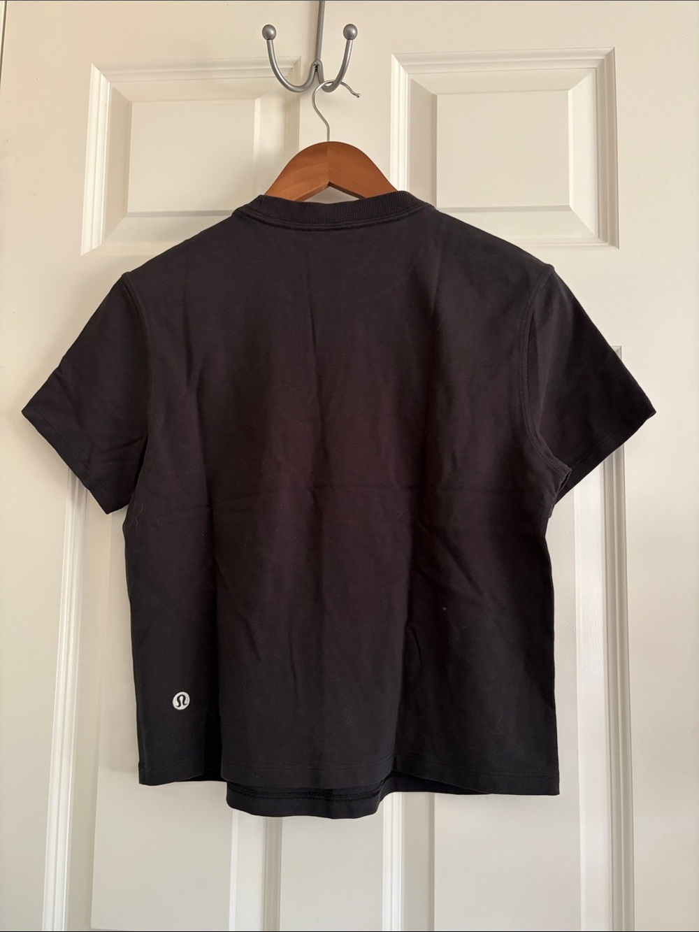 Lululemon Black Logo Crewneck T-Shirt - Picture 3 of 3